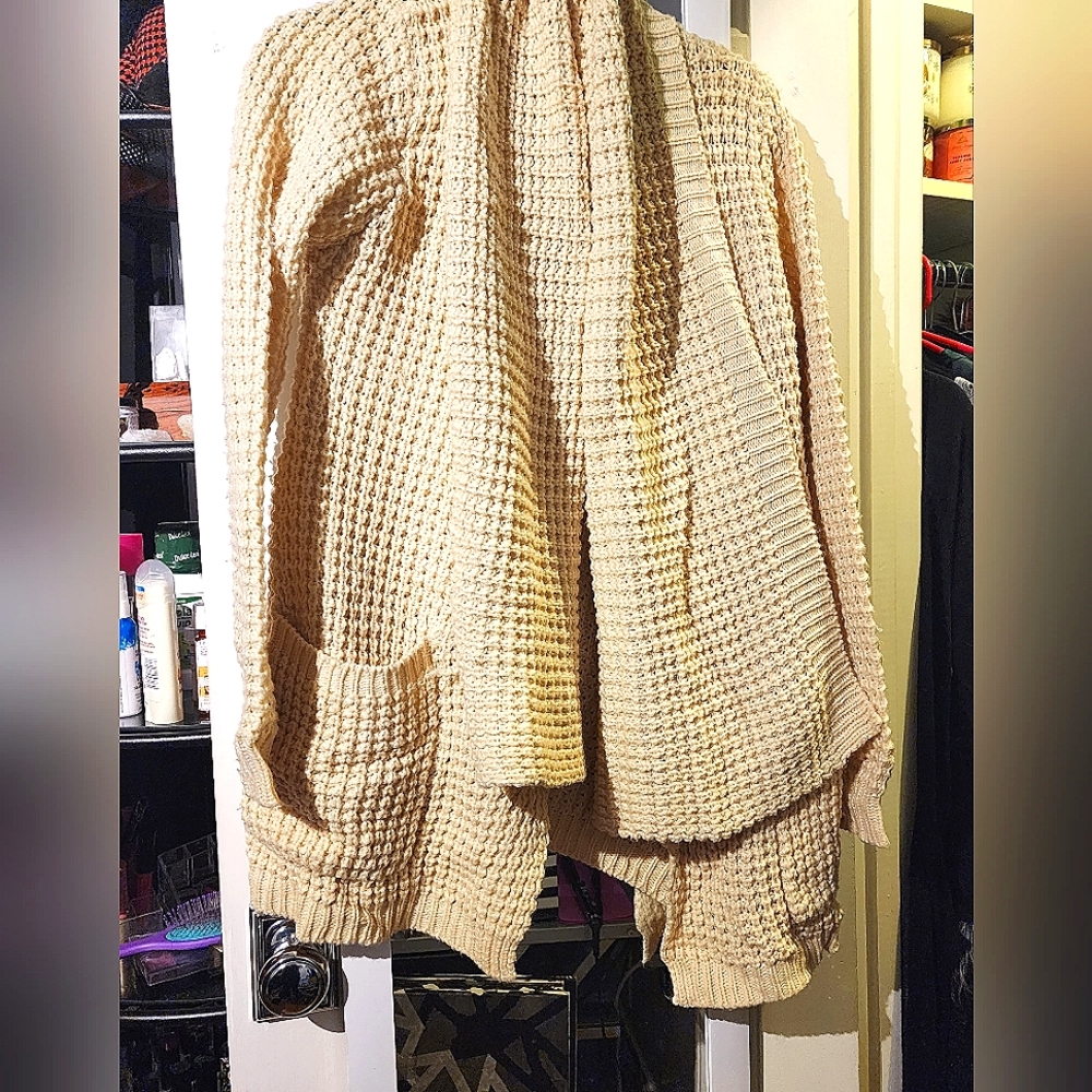 Bycorpus Urban Outfitters Cream Cardigan Sweater with Pockets